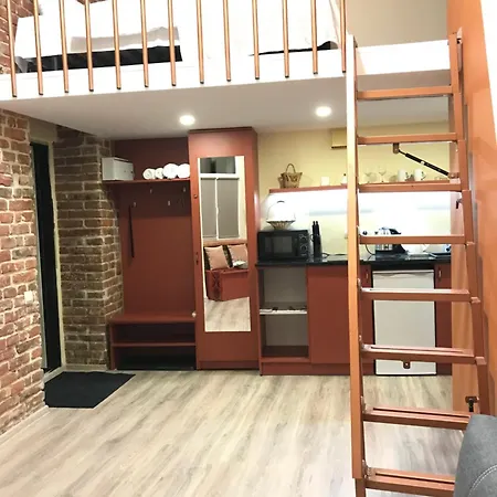 Center Avenue 23 Апартаменти *