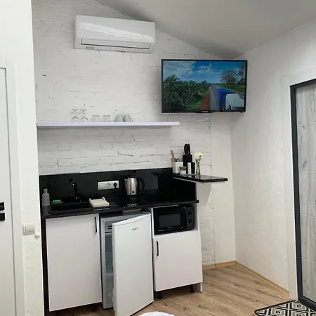 Center Avenue 23 Διαμέρισμα *